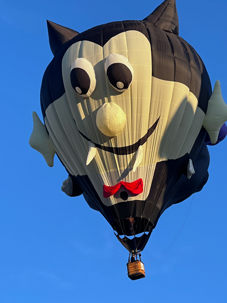 Chris Smart in the Devil Hot Air Balloo