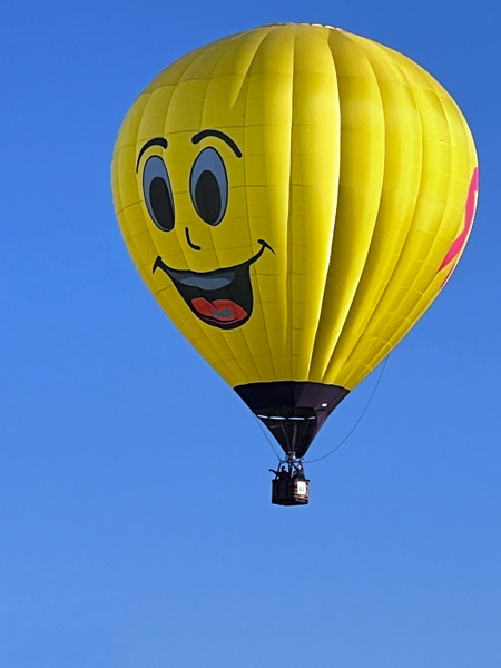 Chase Donner in ahappy hot air balloon