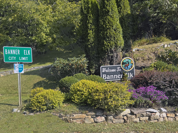 Welcome to Banner Elk signs
