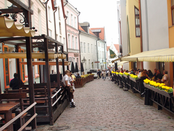 the streets of Tallinn