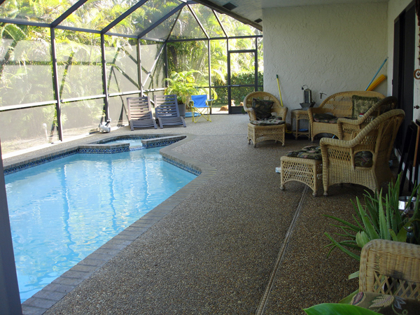 The pool in the back patio