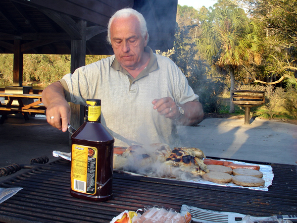 Lee Duquette grilling