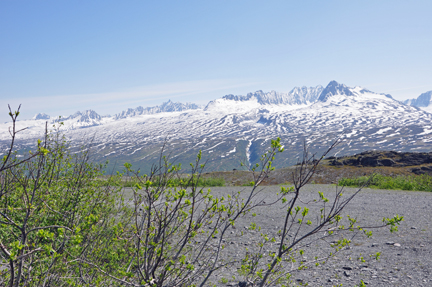 beautiful scenery from Thompson Pass