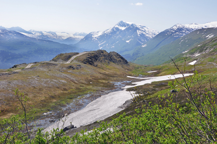 part of the trail at beautiful Thompson Pass