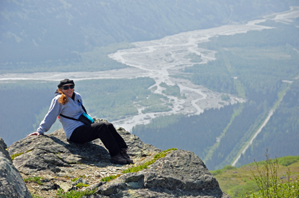 Karen Duquette on the trail at Thompson Pass