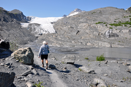 The two RV Gypsies prepare to hike through the water and mud