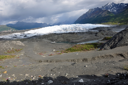 gravel, sand and large boulders that has been deposited by the glacier,