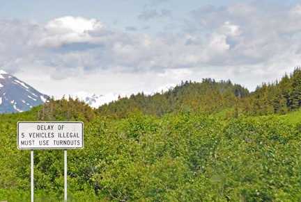 sign - delawy of 5 vehicles illegal