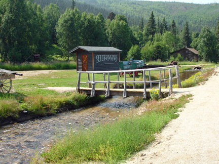 the back area of the soaking area