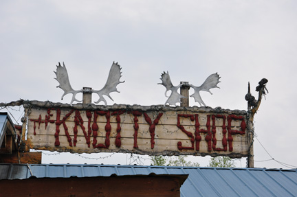 The Knotty Shop sign