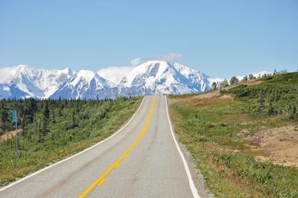 the road into the mountain