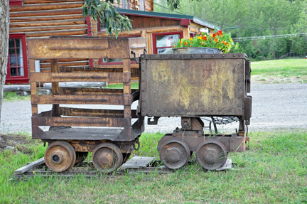 outside the Carriage House Restaurant