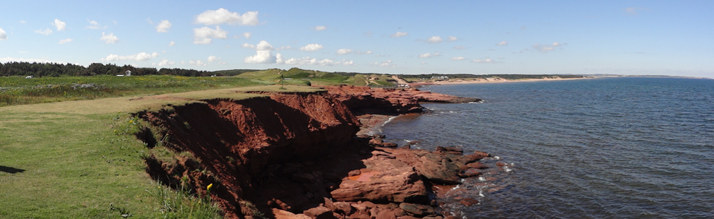 the red cliffs at PEI National Park