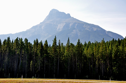 beautiful scenery on the Icefield Parkway