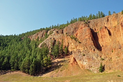 Scenery across the street from Radium Hot Springs