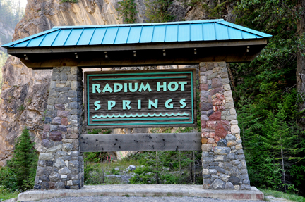 Radium Hot Springs sign