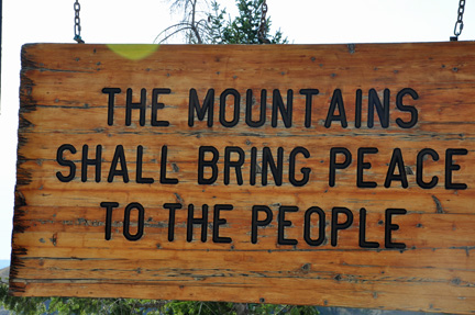 Scenery across the street from Radium Hot Springs