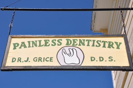 sign - painless dentistry