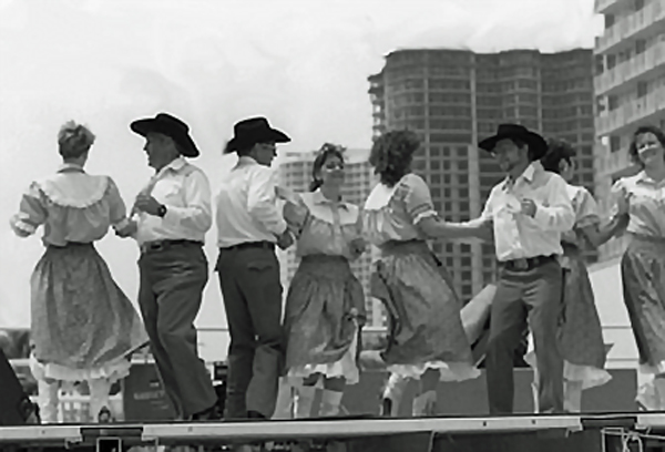 Lee and Karen Duquette dancing