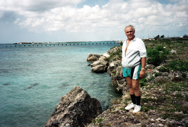 Lee Duquette near the Marina Pirata Restaurant