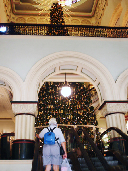 Lee Duquette in the Sydney Mall