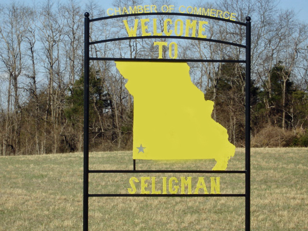 welcome to Seligman sign