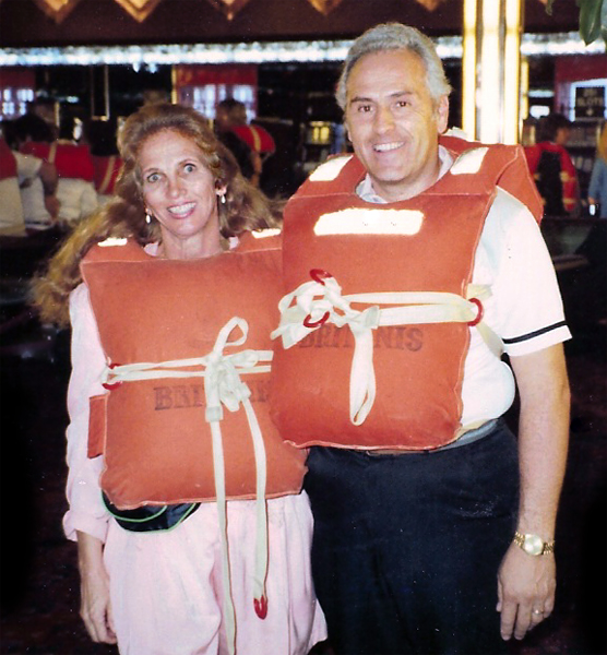 lKaren and Lee Duuquette in life jackets