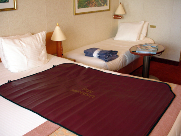 stateroom