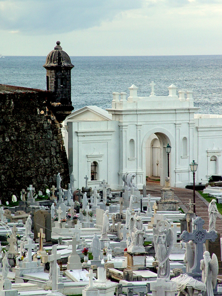 the Santa Maria Magdelena de Pazzis Cemetery