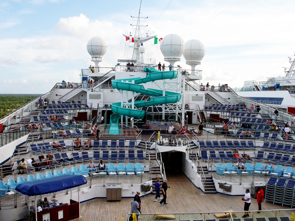 overview of pool and slide area