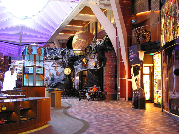 Halloween decor on Oasis of the Seas