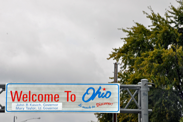 welcome to Ohio sign 