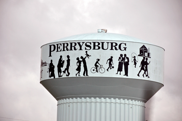 Perrysburg water tower