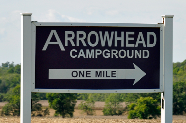 Arrowhead Campground directional sign