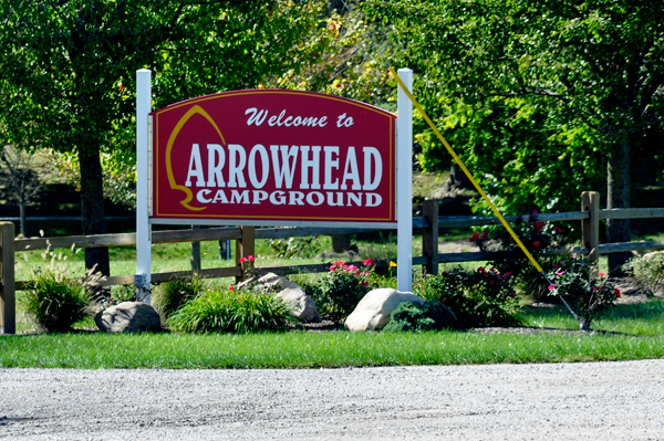 sign: Welcome to Arrowhead Campground