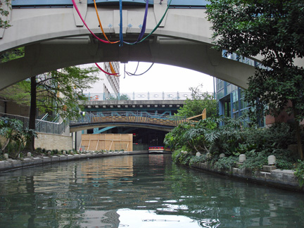 Riverwalk boat ride scenery