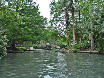 Riverwalk boat ride scenery