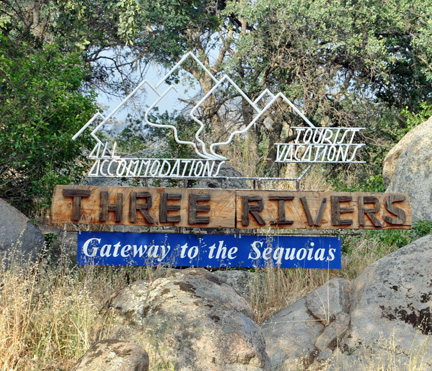 Three Rivers sign