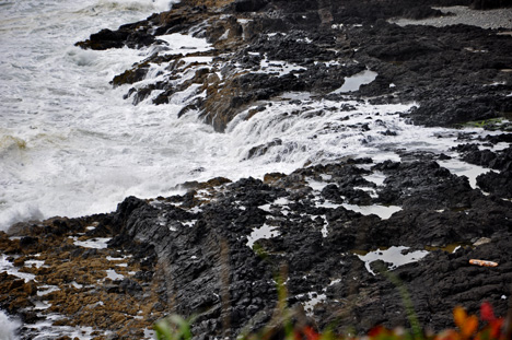 water spraying at Devils Churn