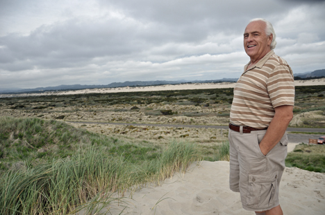 Lee at the top of the sand dune