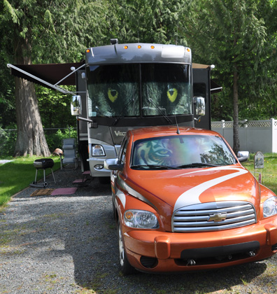 The RV and toad of the two RV Gypsies