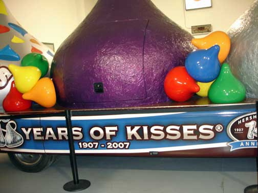 Hershey's Kiss Mobile