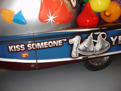 Hershey's Kiss Mobile