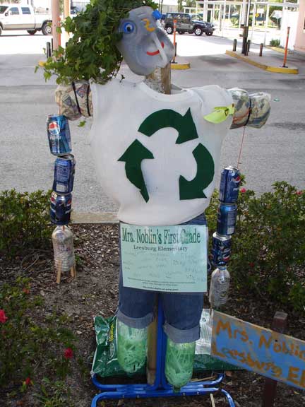 recycle scarecrow
