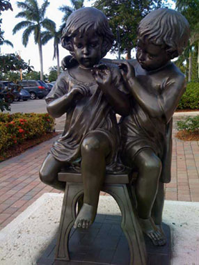 Statue at Weston Towne Center