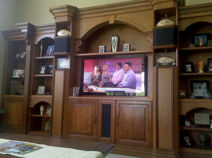 cabinet made by John Smythers