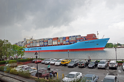 container ship leaving the Port of Savannah 