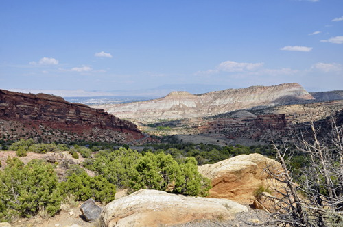 scenery on Rim Rock Drive in Colorado National Monument