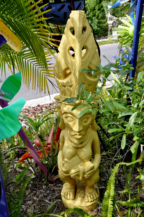 statue at the bowling ball house at Whimzeyland