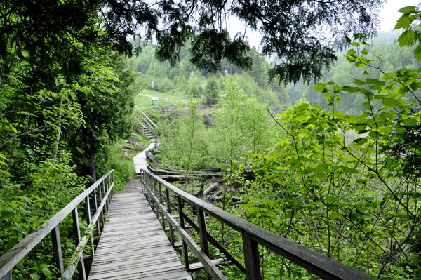 the walkway and stairs at the falls